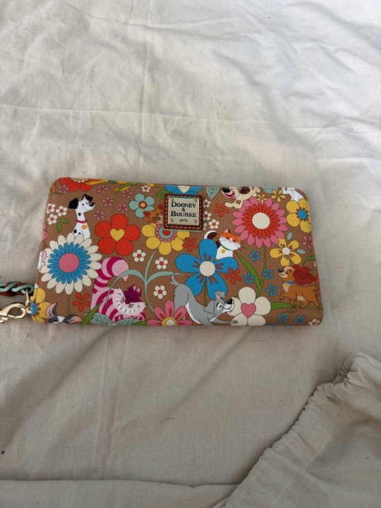 Dooney & Bourke Handbags - Dooney & Bourke Disney Pets Wallet Wristlet